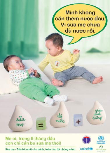 Áp phích Sữa mẹ đã có đủ nước trong 6 tháng đầu